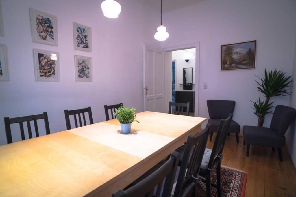 Cosy And Spacious Apartment In The Heart Of Innsbruck Buitenkant foto